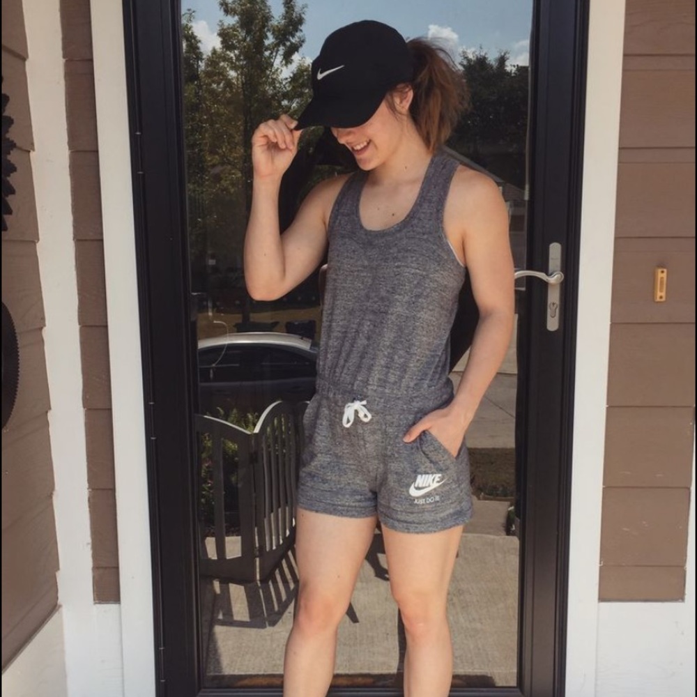 Nike romper